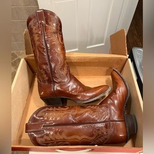 Justin Vintage Cowboy Boots (Brown Leather)